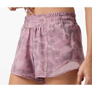 6444 Lululemon Hotty Hot Short II *Long 4" Incognito Camo Pink Taupe Sz 8 *LOVED